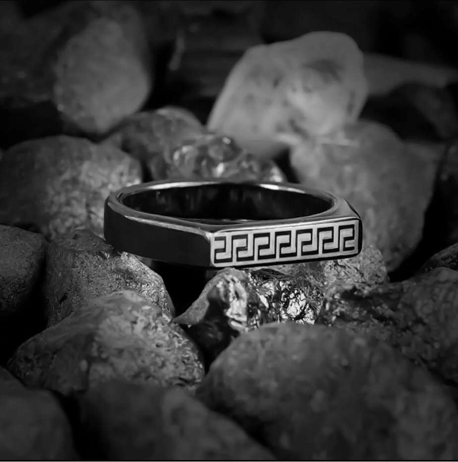 Aesthetic Versace Black Ring