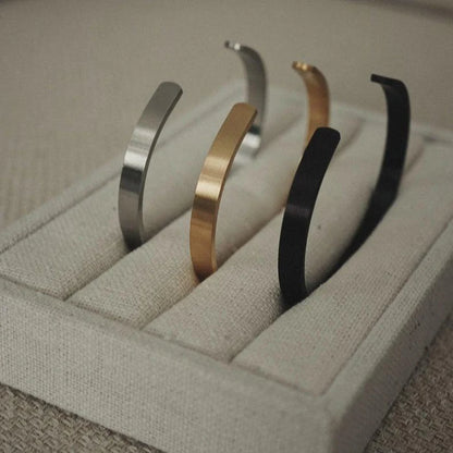 PERSONALIZED CUFF