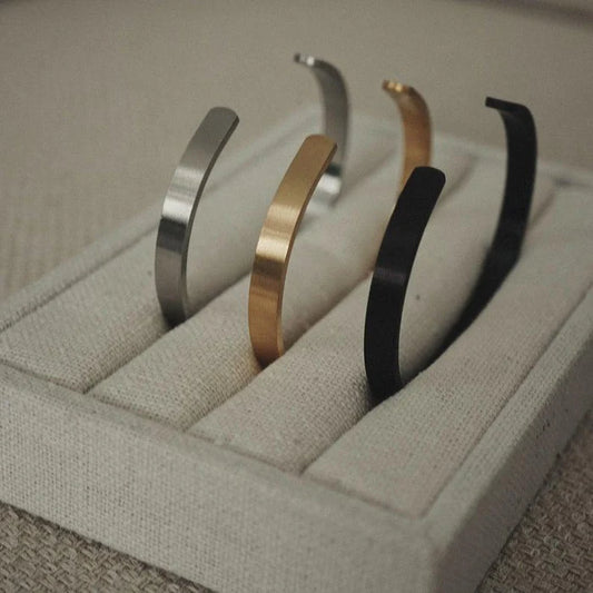 PERSONALIZED CUFF