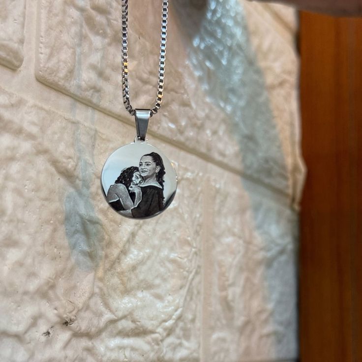 Belove Message Round Necklace