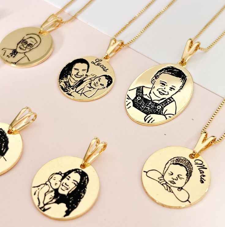 Belove Message Round Necklace