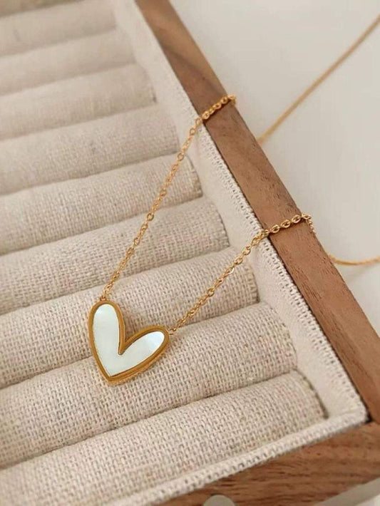 Wavy Heart Necklace