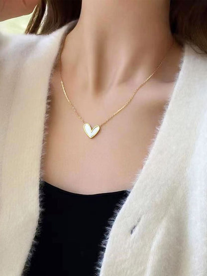 Wavy Heart Necklace