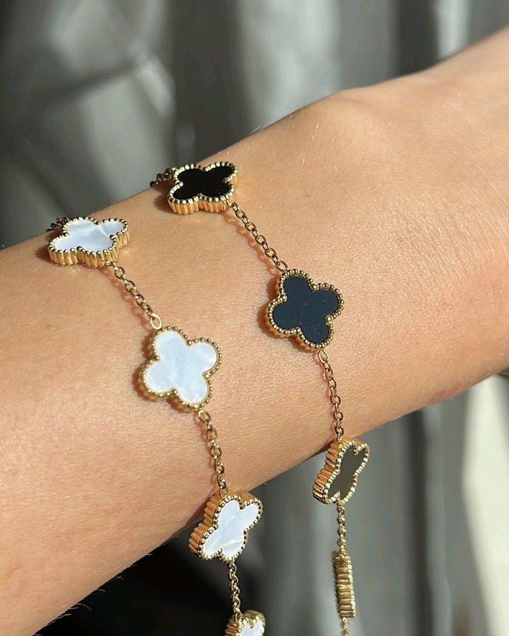 Floral Braceletes