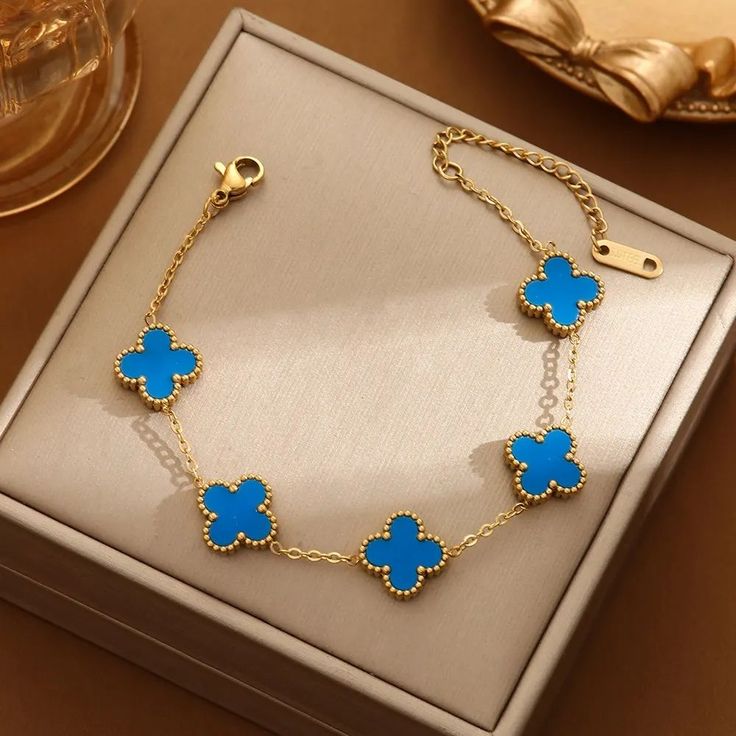 Floral Braceletes
