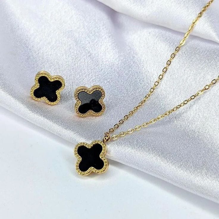 Floral Necklace And Earings