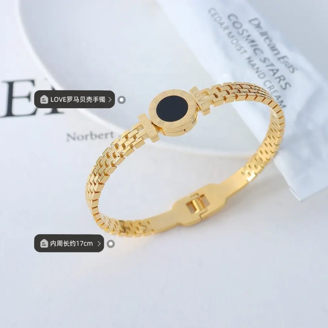 Love Hole Bracelet