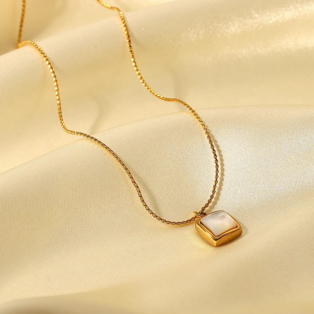 Square Pearl Necklace