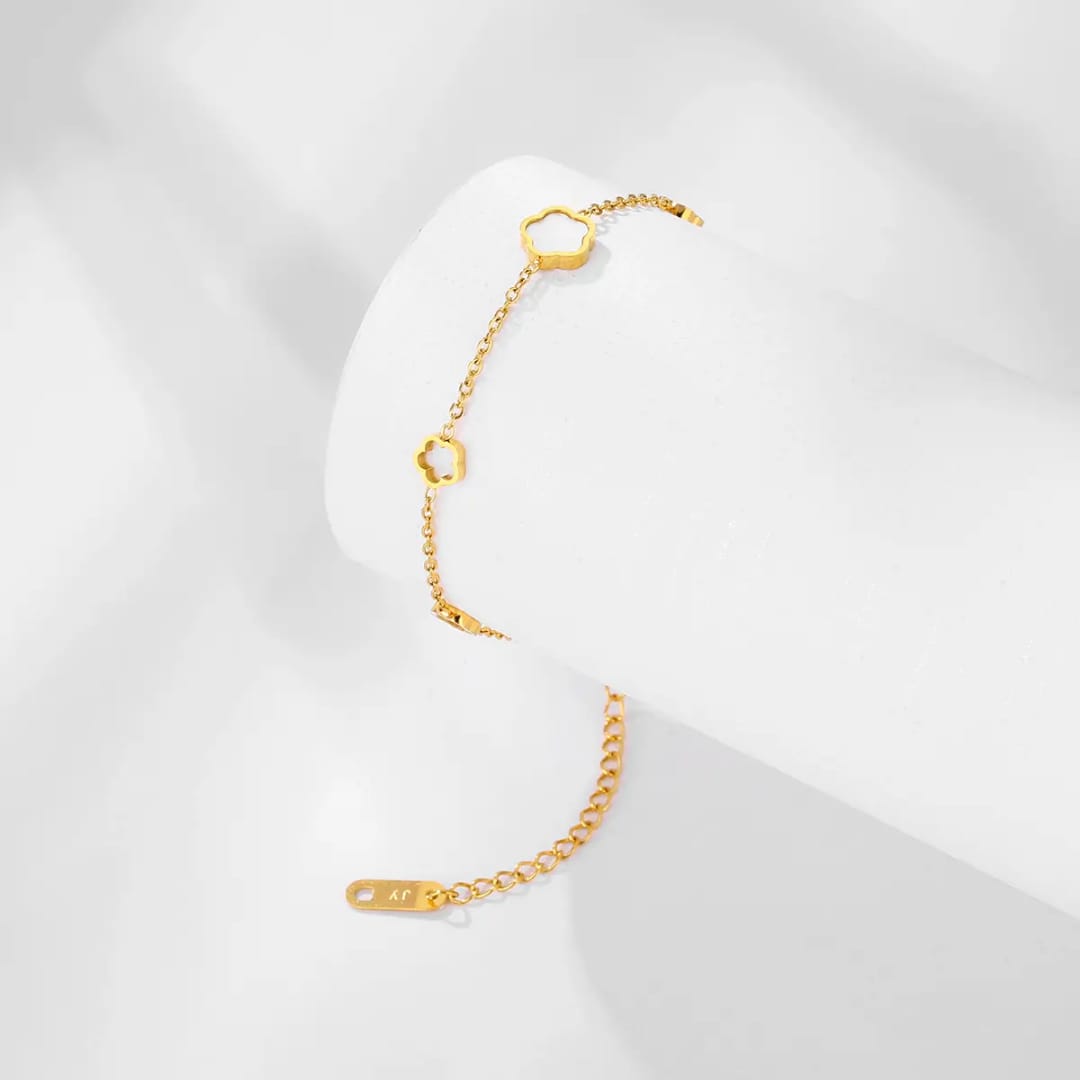 Floral Bracelet (White)